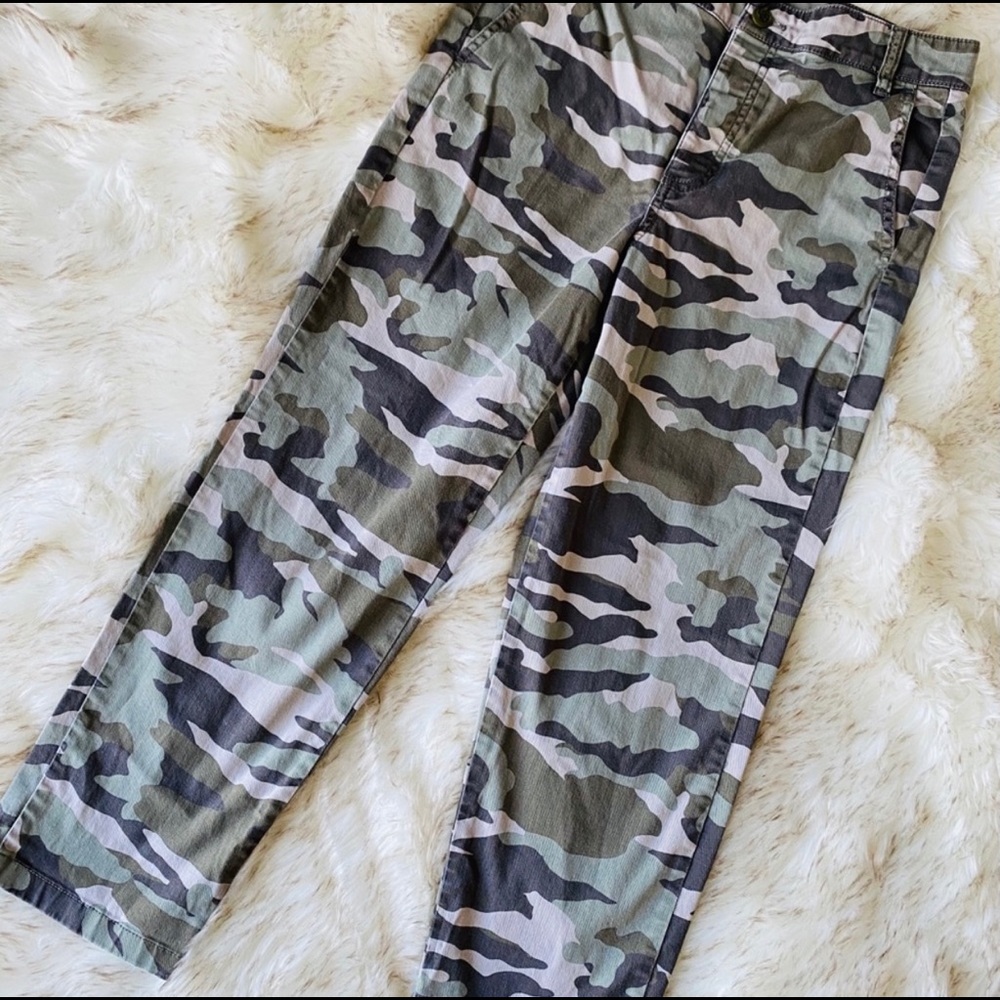 J Crew camo cropped pant - Picture 2 of 7